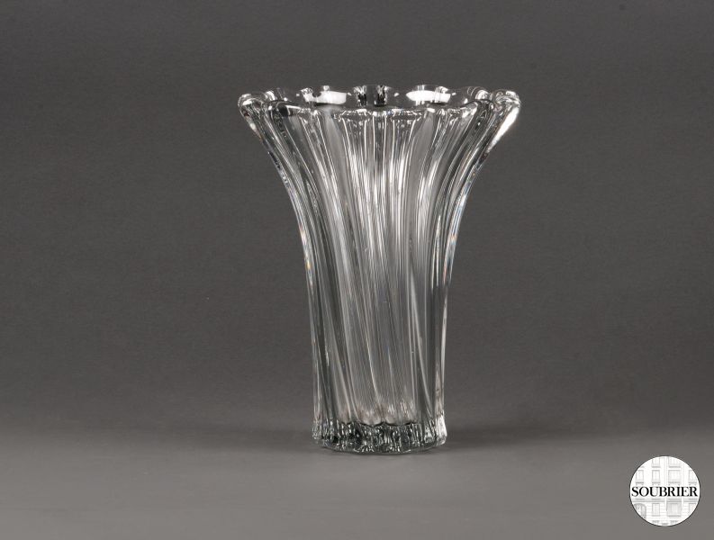 Vase en cristal torsadé