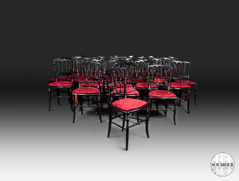 26 Napoleon III Black and red chairs