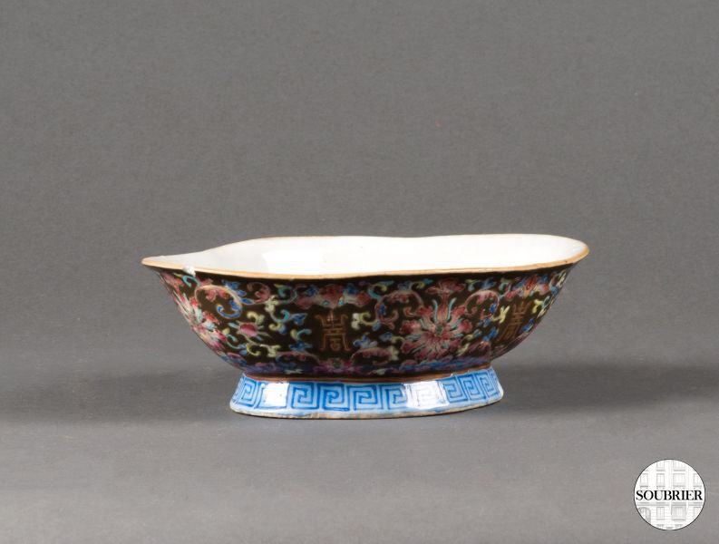 blue chinese porcelain bowl