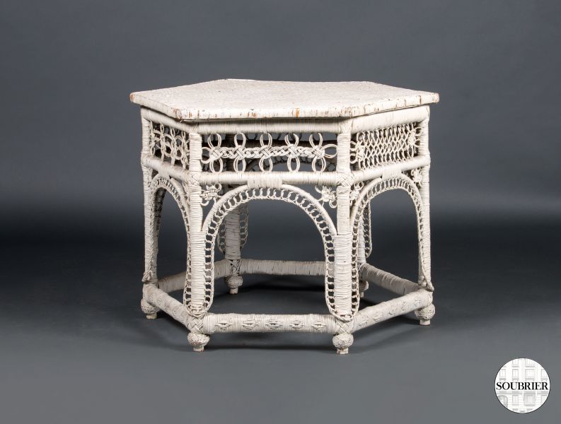 White wicker coffee table