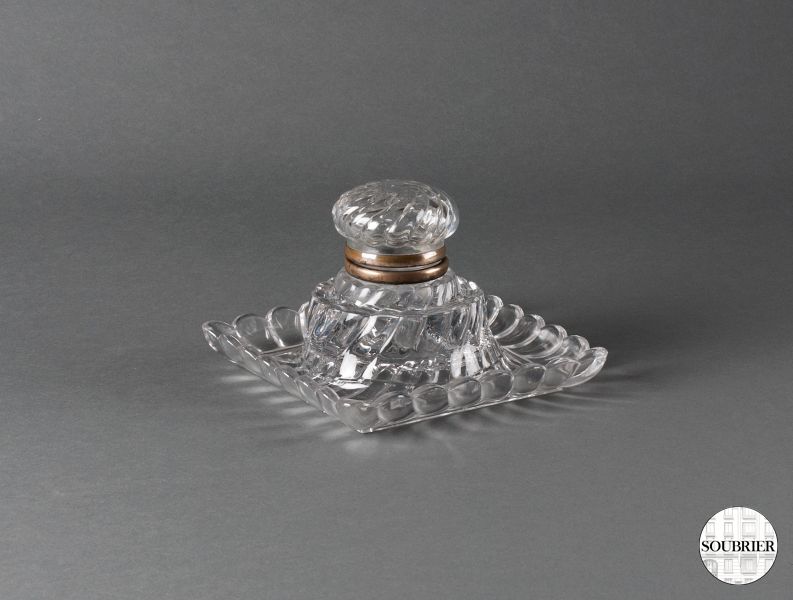 Twisted glass inkwell