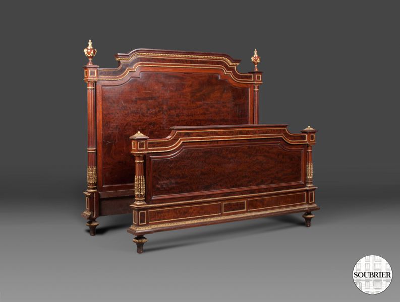 mahogany bed style of Louis XVI