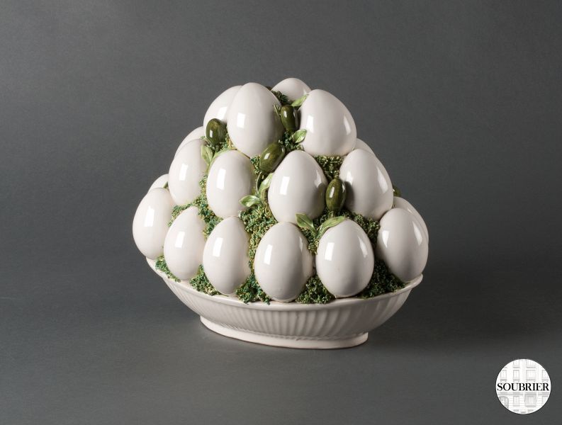Pyramid of eggs and olives