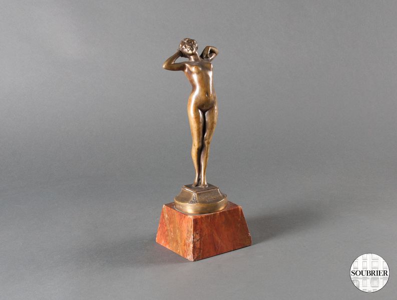 Bronze 1900 d'une femme nue
