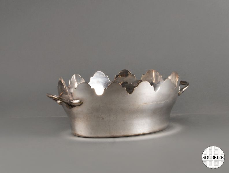 Silver-plated vegetable dish