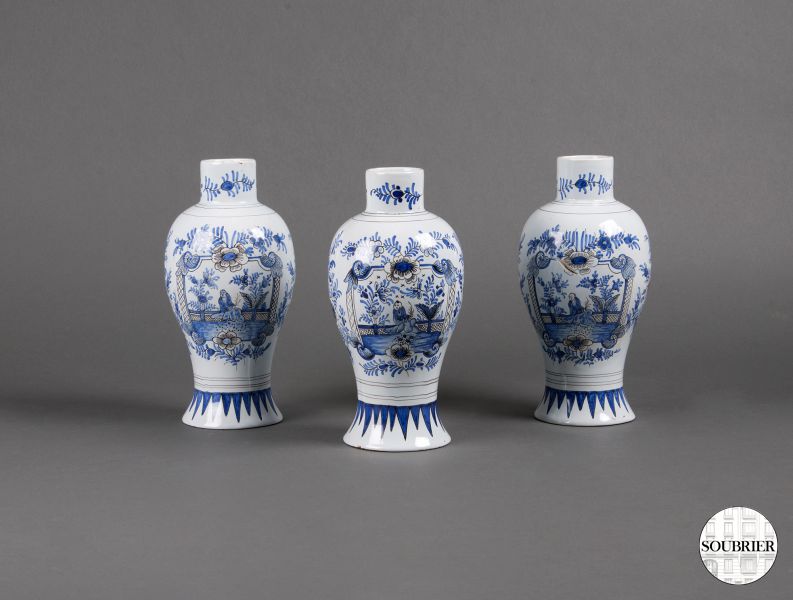 Three vases of Delft blue