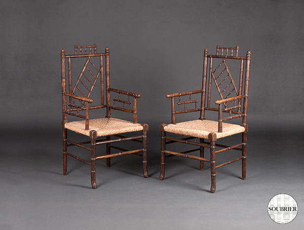 Paire de fauteuils imitation bambou