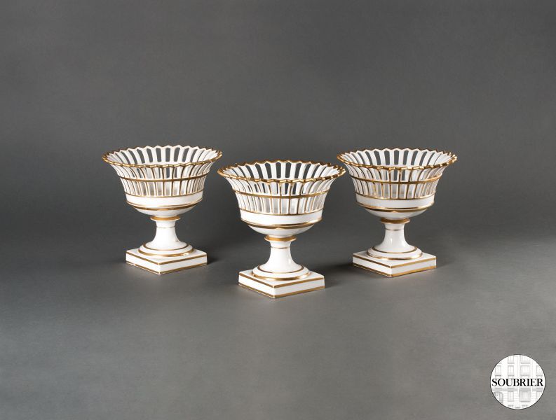 Openwork porcelain bowls