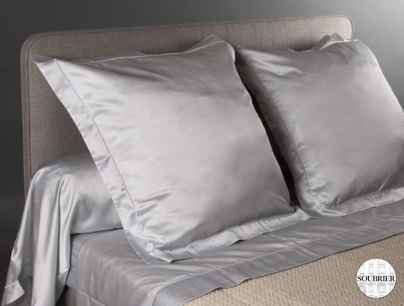 Grey satin set of bed linen