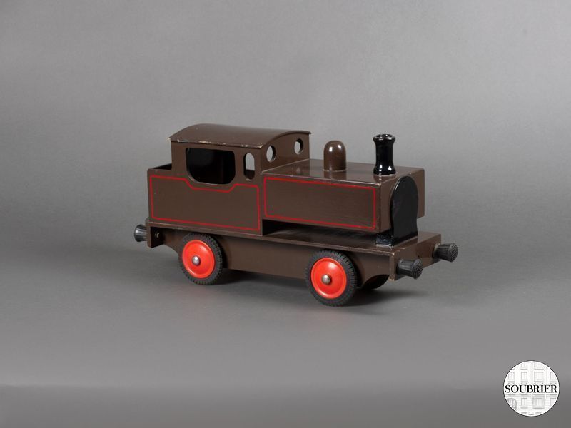 Locomotive bois marron et rouge à vapeur