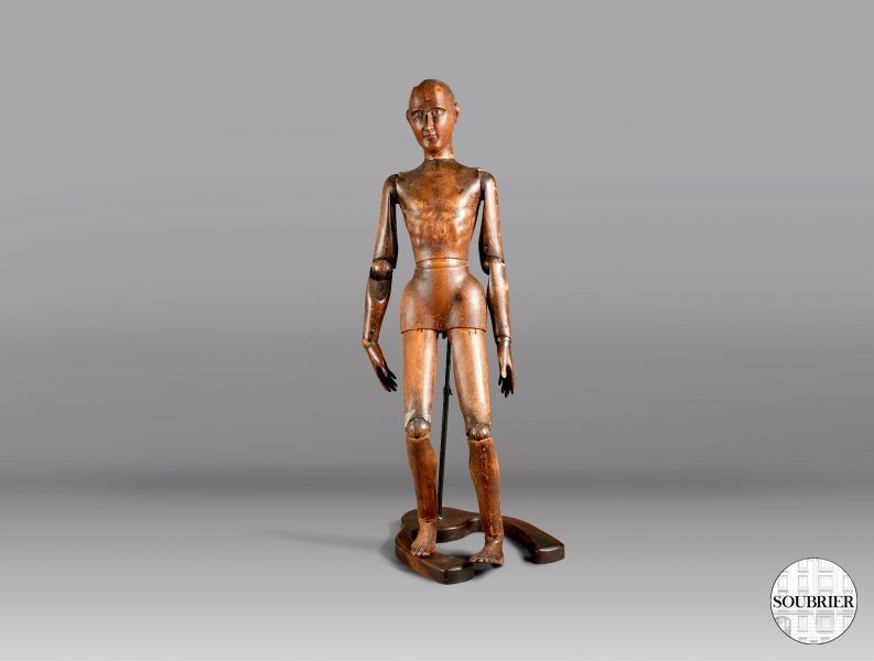 Jointed wooden mannequin