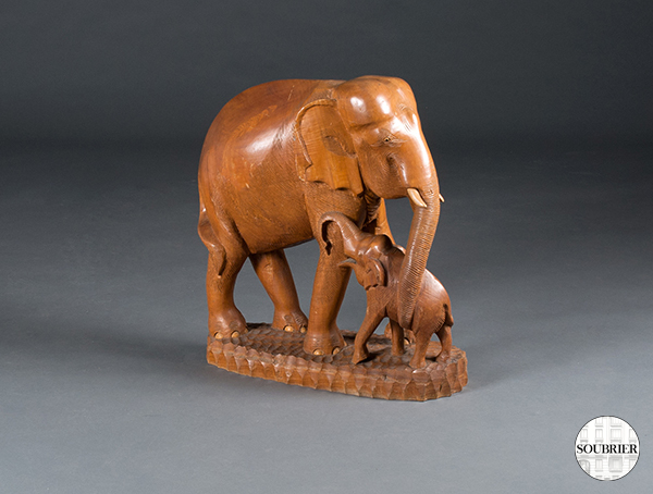 Sculpture d'éléphants