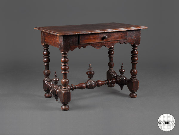 Table rustique Louis XIII