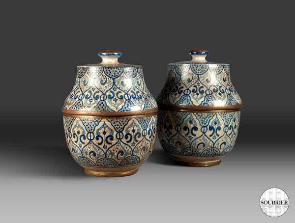 Tunisian earthenware vases