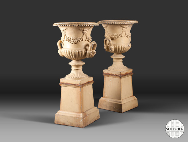 Medici brass vases