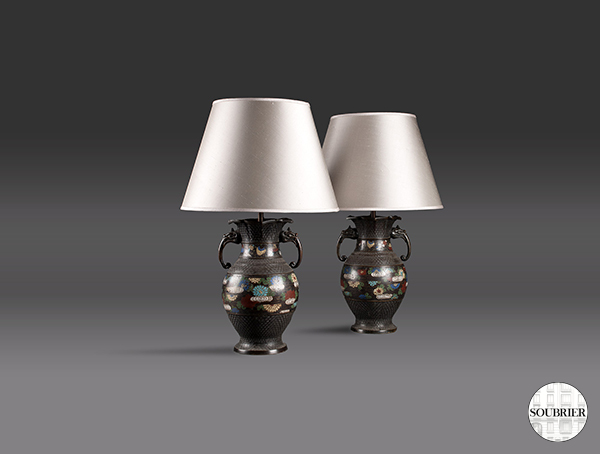 Bronze vase lamps