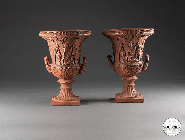 Pair of vases nineteenth