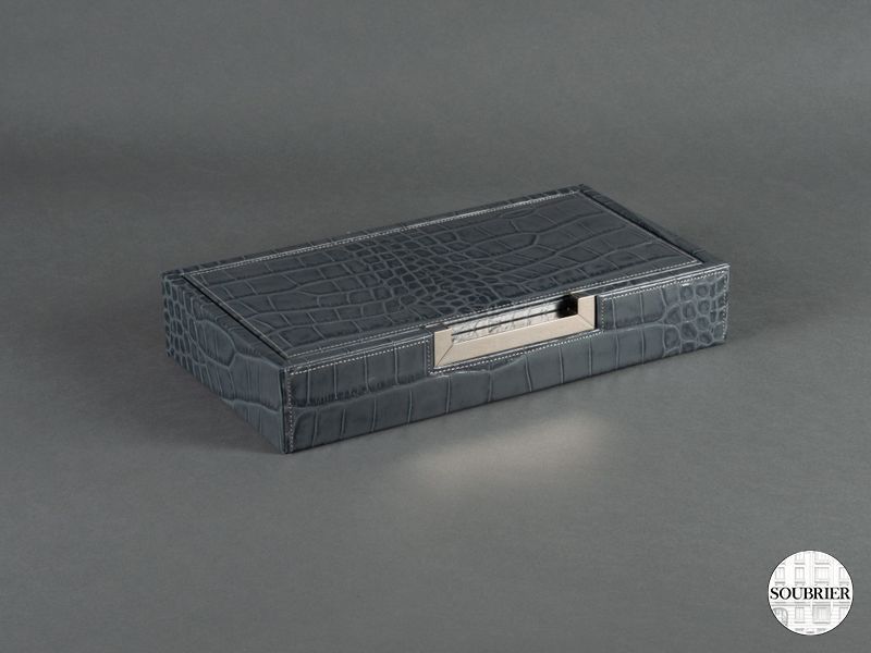 Coffret en cuir façon crocodile 