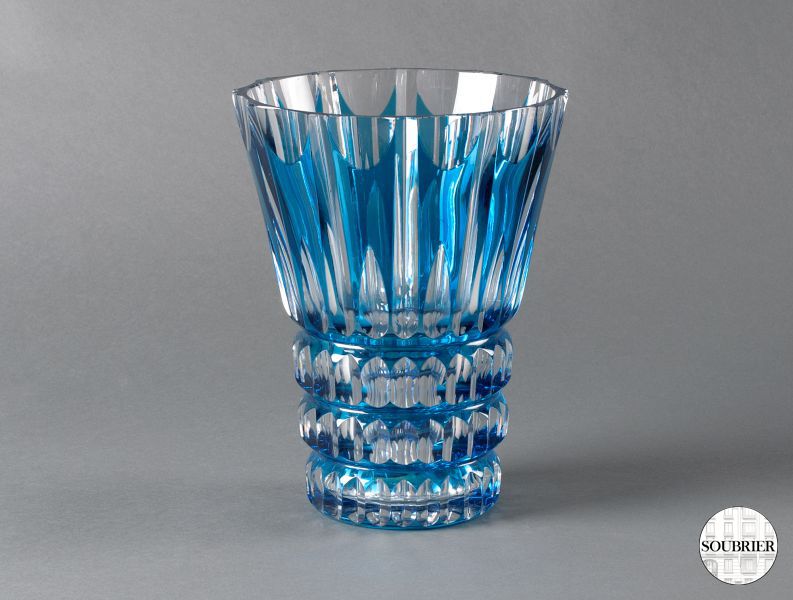 Vase Saint-Louis en cristal taillé