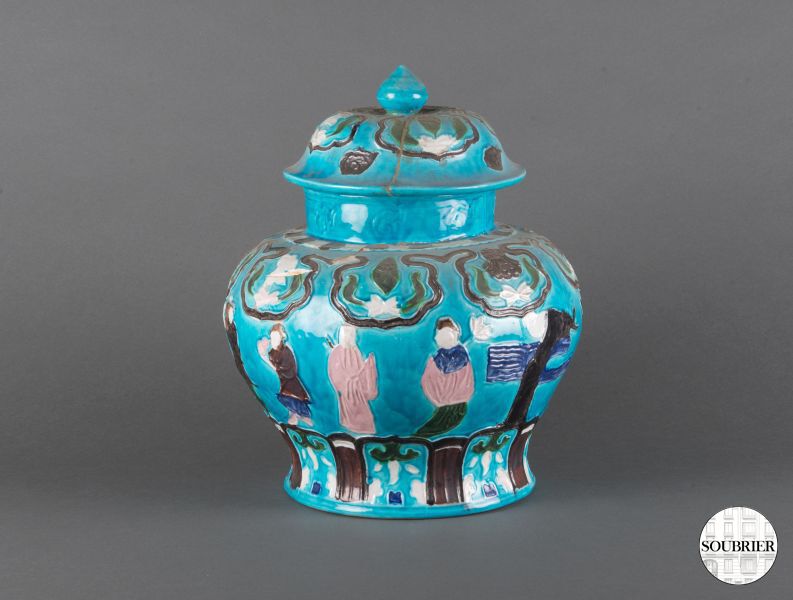 Vase potiche chinois bleu clair