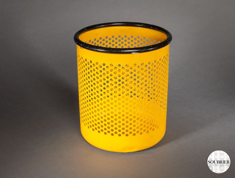 Wastepaper basket