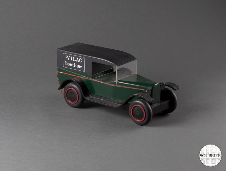 Vilac wooden car