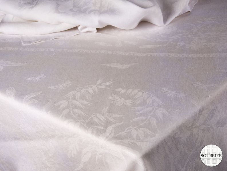 damask tablecloth