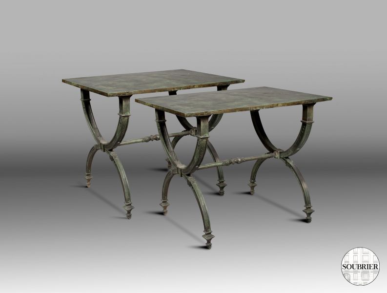 Tables en bronze