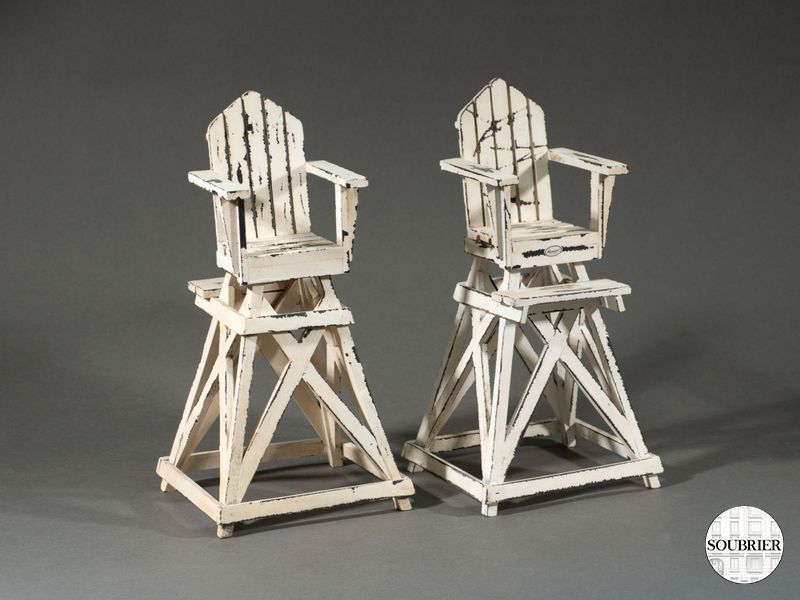 Chaise d'arbitre bois laqué blanc