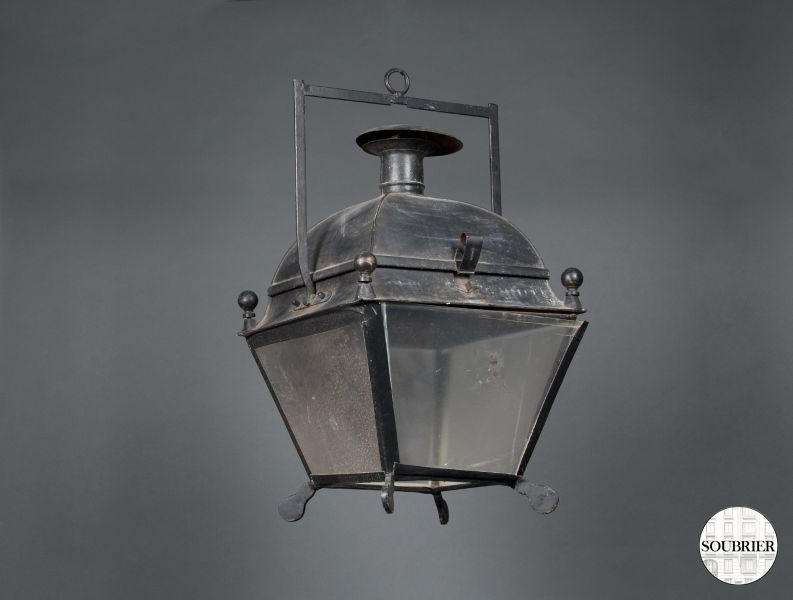 Street lantern