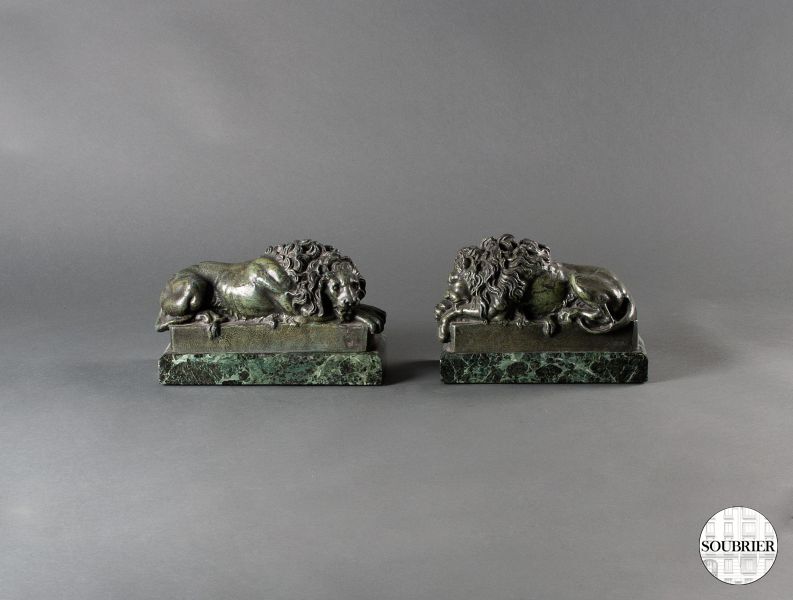 Press pound bronze lion