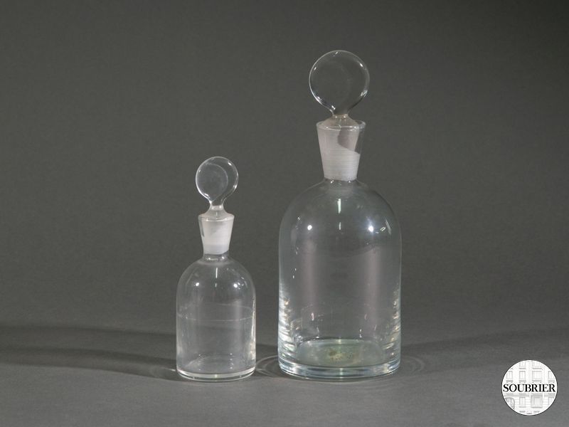 Flacons en verre et bouchon