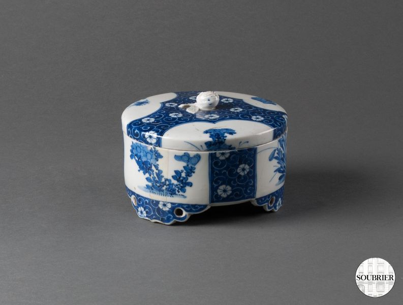 Coffret chinois en porcelaine