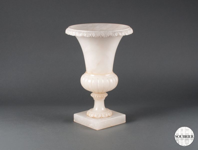 4 alabaster Medici vase-lamps