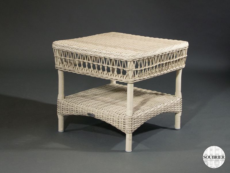 Table basse carrée en rotin