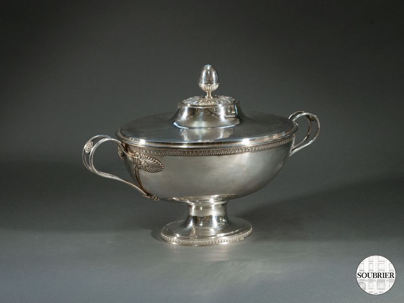 Soupière en métal ar