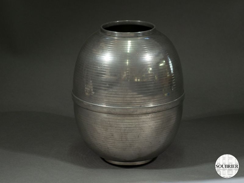 vases en étain et  verre