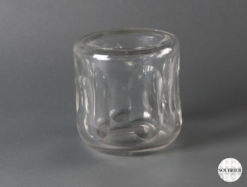 Vase en cristal taillé et épais