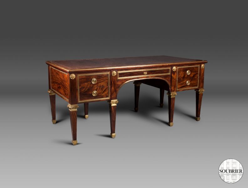 Bureau en acajou Louis XVI