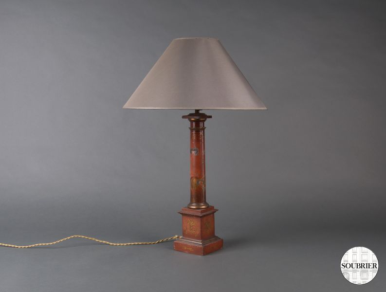 Empire style lamp