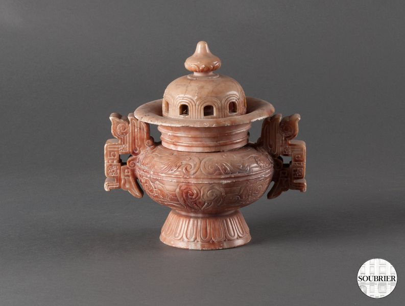 Incense burner in pink alabaster