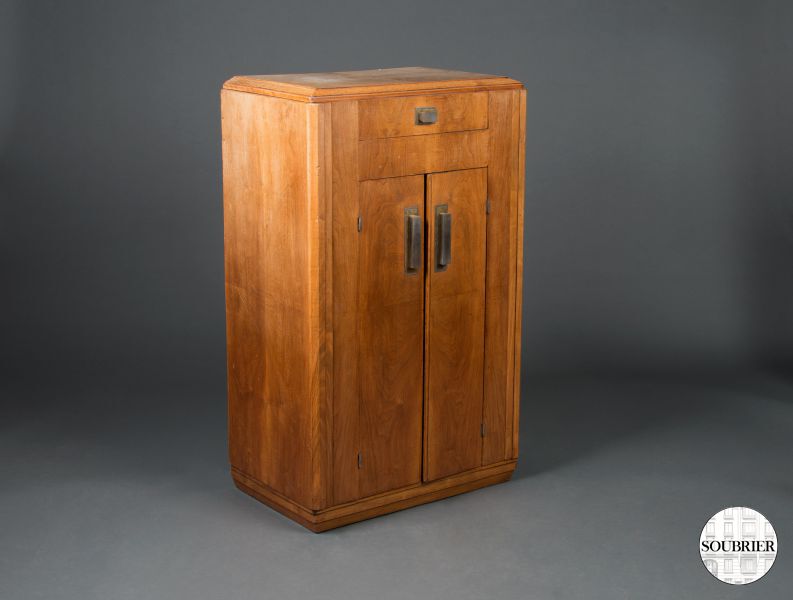 Radio cabinet