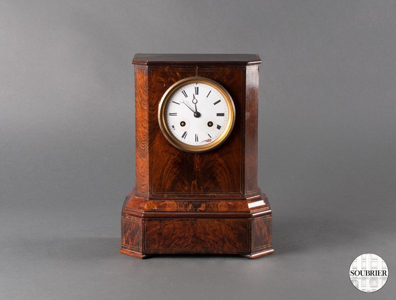 Clock in mahogany burl