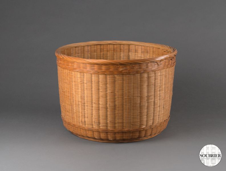 Wicker planter