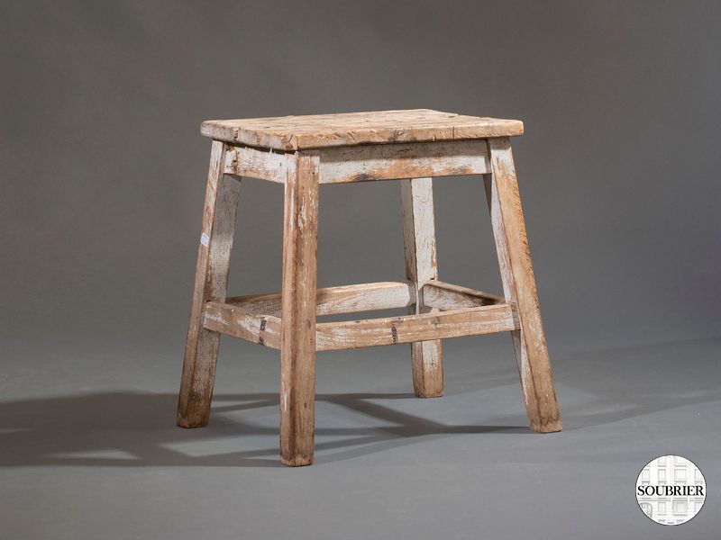 Tabouret d atelier en bois