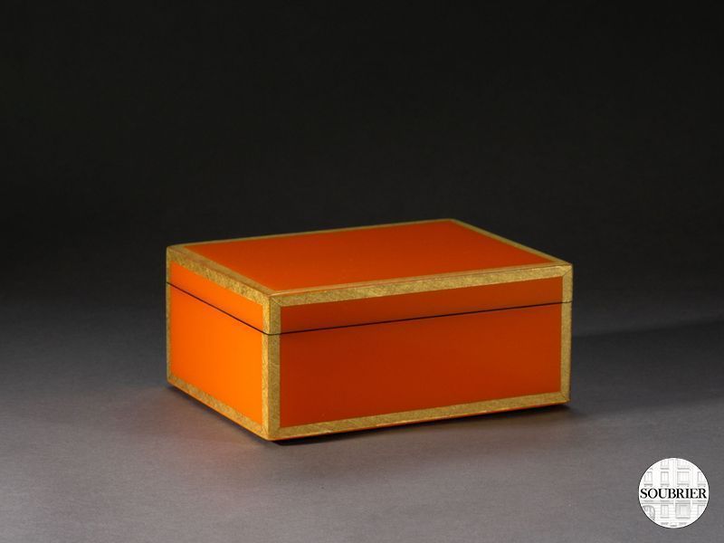 Coffret en laque orange