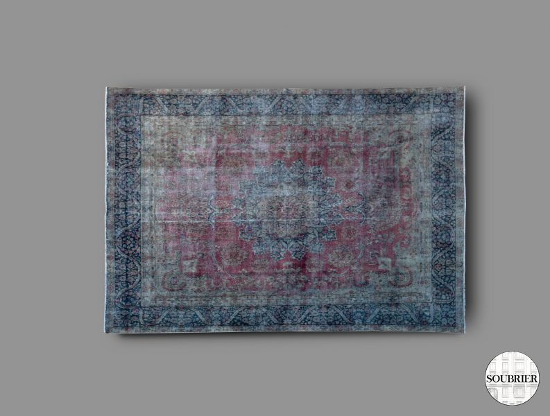 Oriental rug