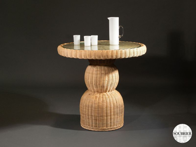 Guéridon en rotin dessus verre