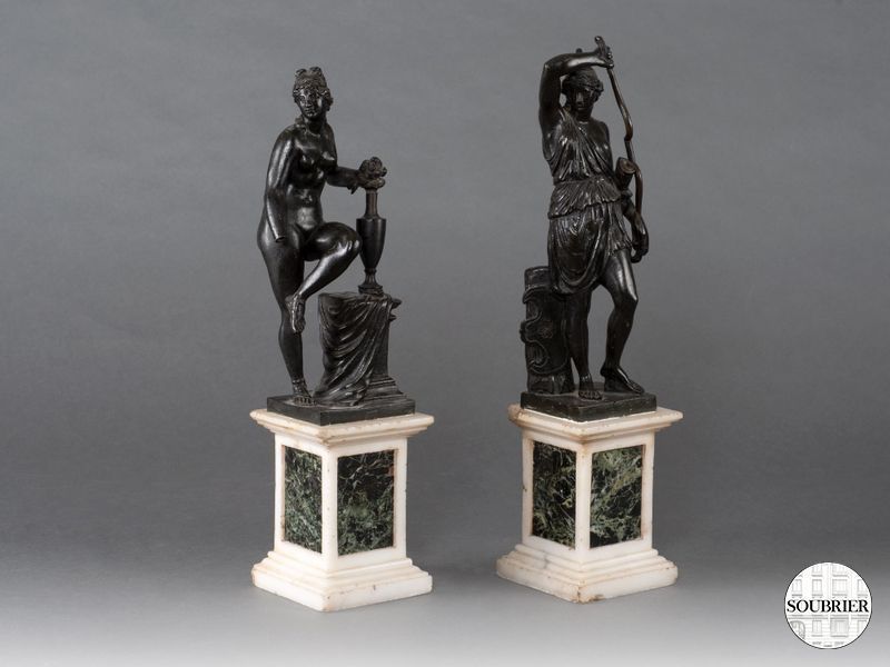 Deux statuettes bronze socle marbre