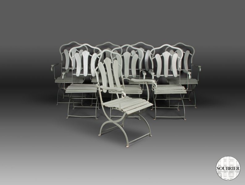 Huit fauteuils de jardin Preuilly